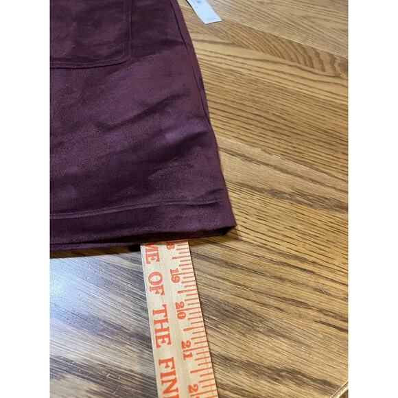 NWT Old Navy short Skirt Ladies Size 14 Suede Mile Skin Women’s Wine Tasting - Picture 5 of 10